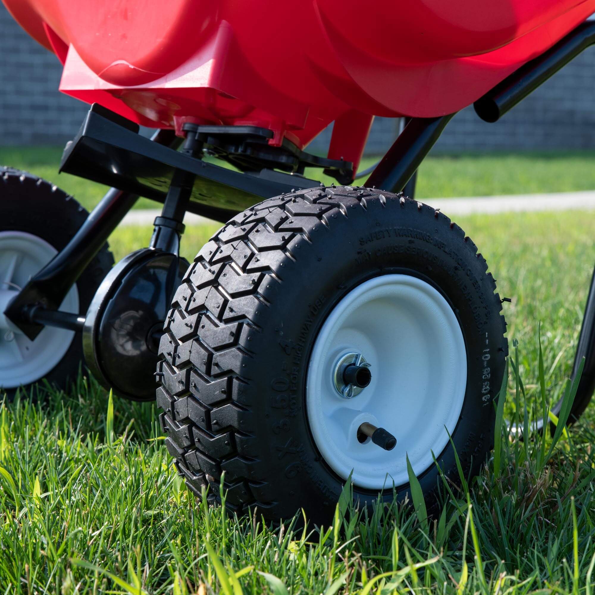 80lb Commercial Broadcast Spreader with Pneumatic Tires - Image 5