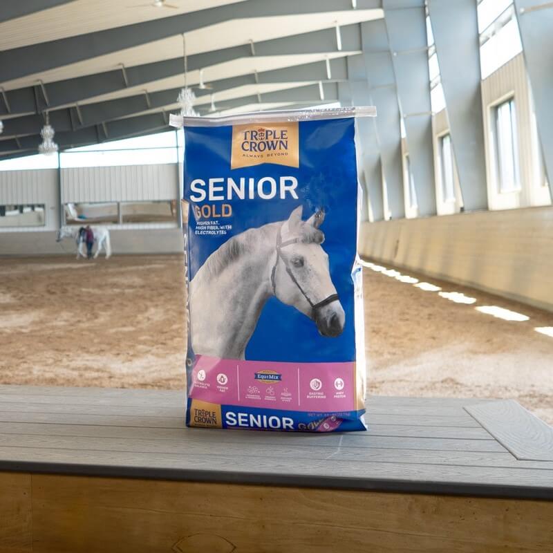 Triple Crown Senior Gold Horse Feed - Image 3